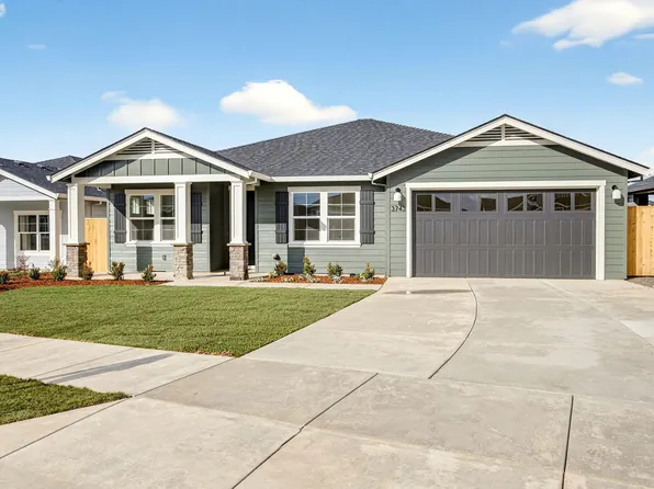 3743 Carlin Dr, Medford, OR 97504