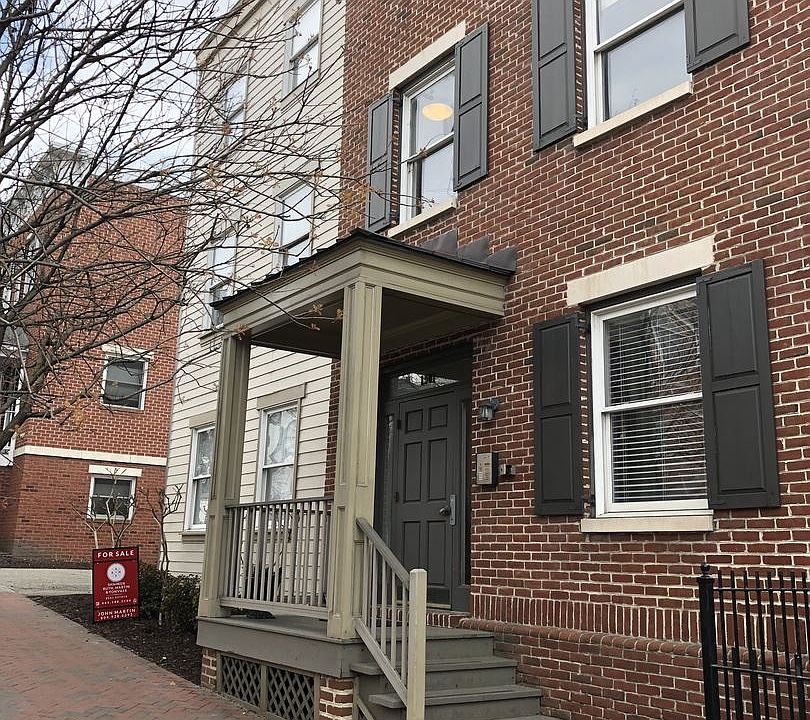 1st image of 1901 E Broad St Unit 22