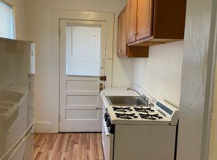 18 Maple St APT 2, Waltham, MA 02453