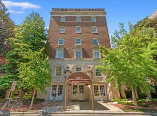1661 Crescent Place Coop, Washington, DC 20009
