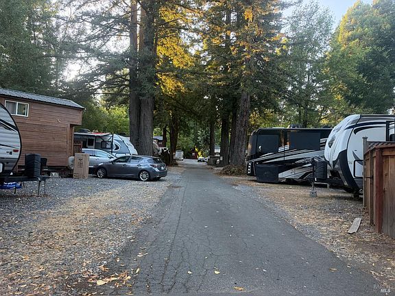 3rd image of 16124 Drake Road