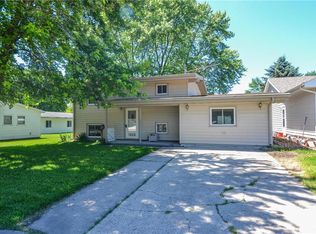 1828 8th St, Nevada, IA 50201