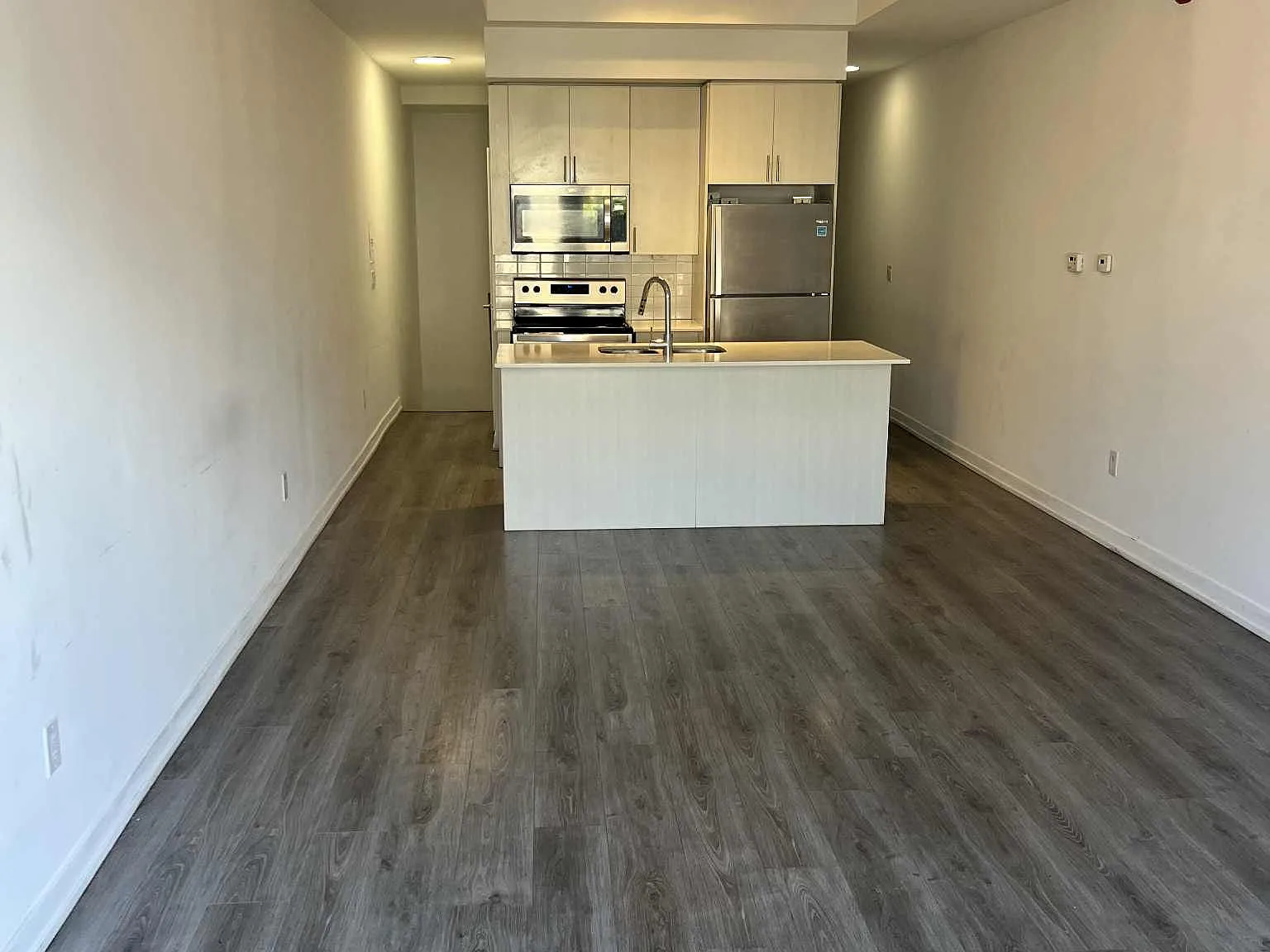 3 bed, $2,700 — Photo 4