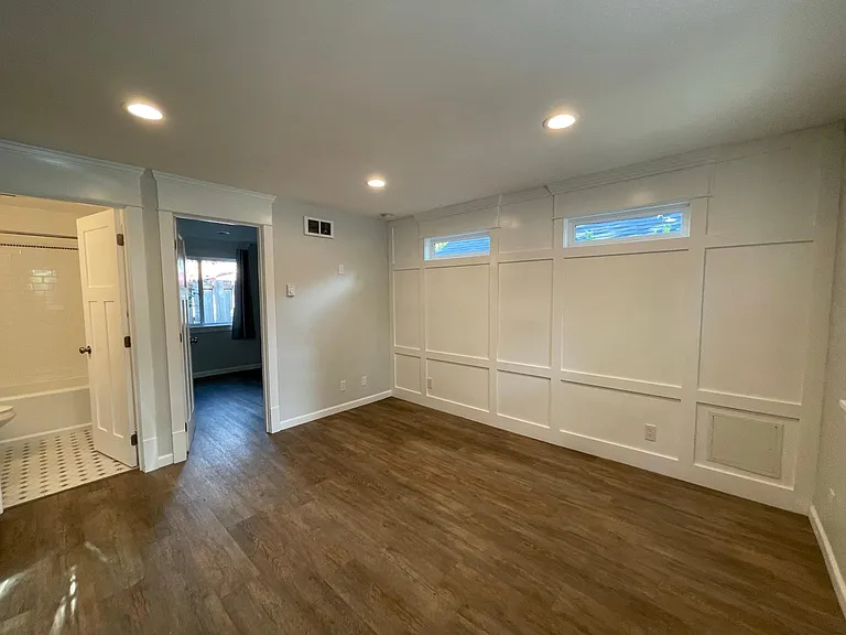 1555A Summer St NE — Photo 7