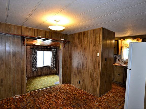 5th image of 207 N Quail Ave