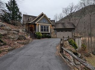 112 Bold Creek Trl, Glenville, NC 28736