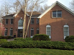 24 Carlton Rd, Flanders, NJ 07836