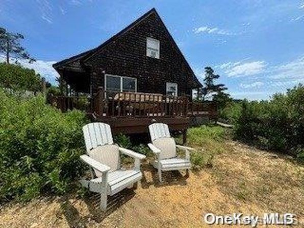 3 Enoch Island, Amityville, NY 11701