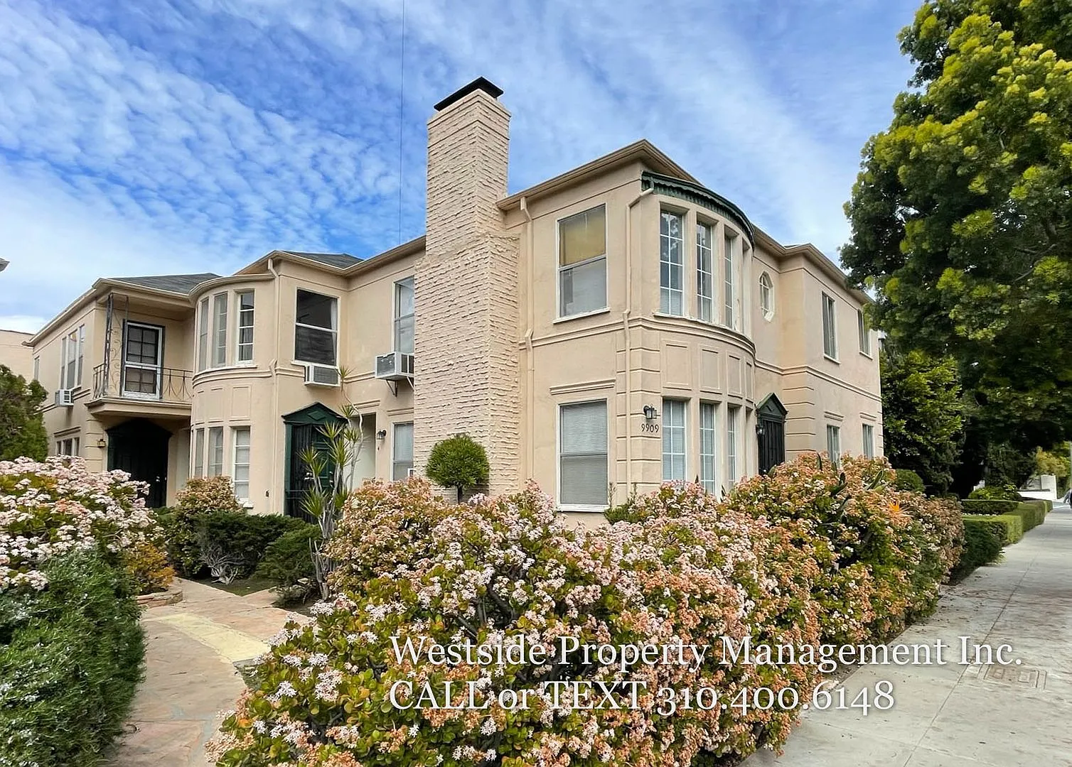 Prime Beverly Hills Location - 1 BD +1 BA — Photo 1