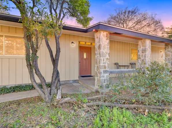 105 Hale, Fredericksburg, TX 78624