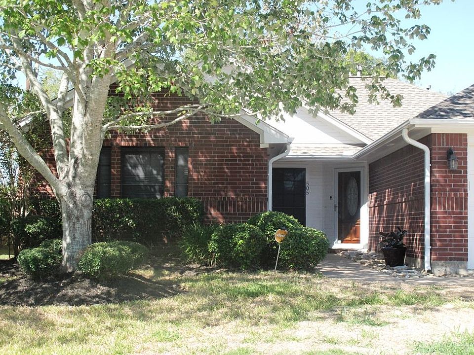 1st image of 505 Teal Dr