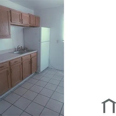 8906 Aztec Rd NE — Photo 4