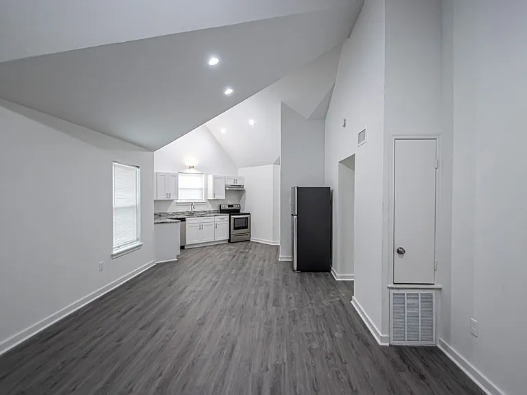 23 Towne Park Court — Photo 10