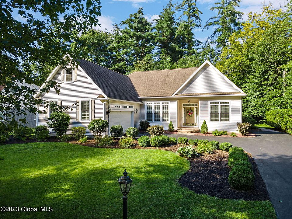 222 Pinewood Drive, Schenectady, NY 12303 Zillow