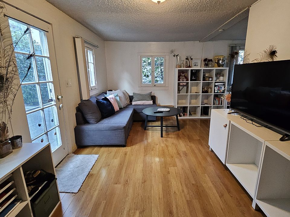 1st image of 420 Woodward Blvd