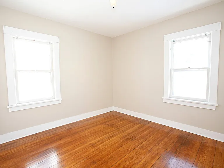 127 W Main St — Photo 12