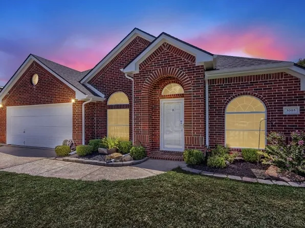 3005 Cantura Dr, Mesquite, TX 75181