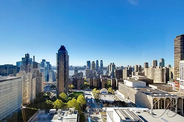 Sold by Bellmarc Realty | media 34