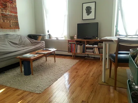 Rented by BLS Realty | media 27