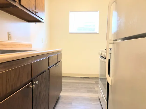 Heritage Hills, 24630-50 Euclid Ave #209, Euclid, OH 44117