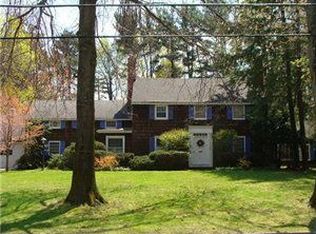 120 Forest Dr, Orchard Park, NY 14127