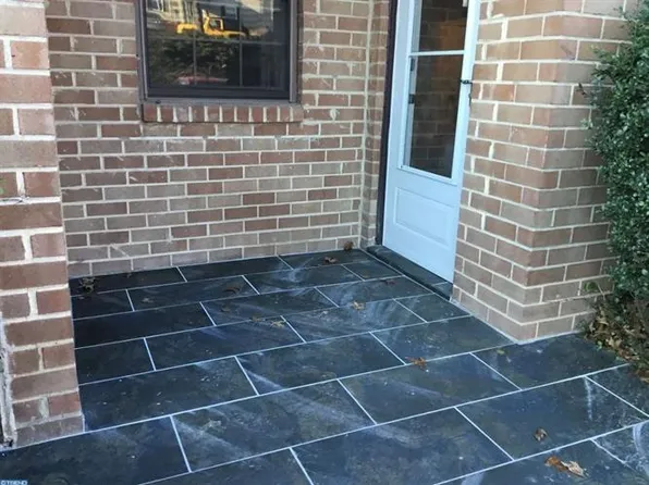 101 Riversedge Dr Building 2, Norristown, PA 19403