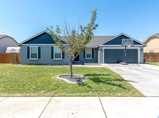 6202 Maryhill Ln, Pasco, WA 99301