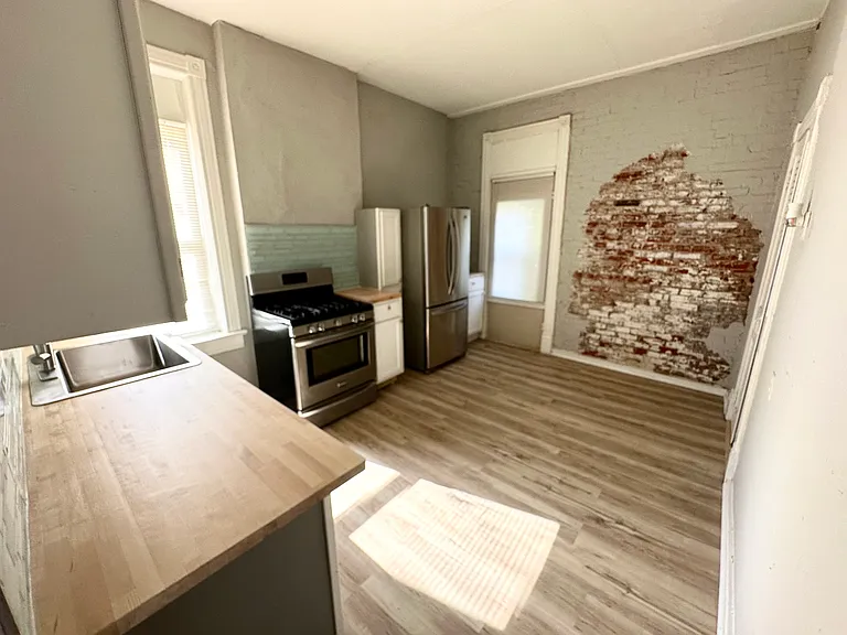 6103 Alabama Ave #2 — Photo 3