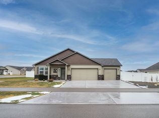 13508 N Freight Train Ct, Rathdrum, ID 83858