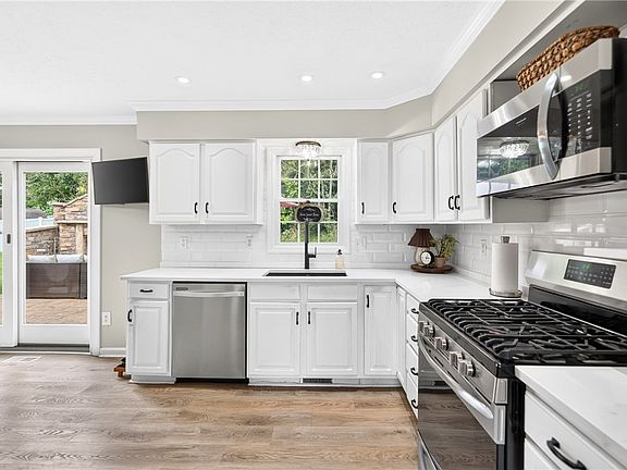 5th image of 113 Rye Ct
