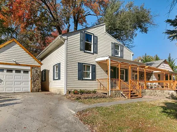 1238 Clagett Dr, Rockville, MD 20851