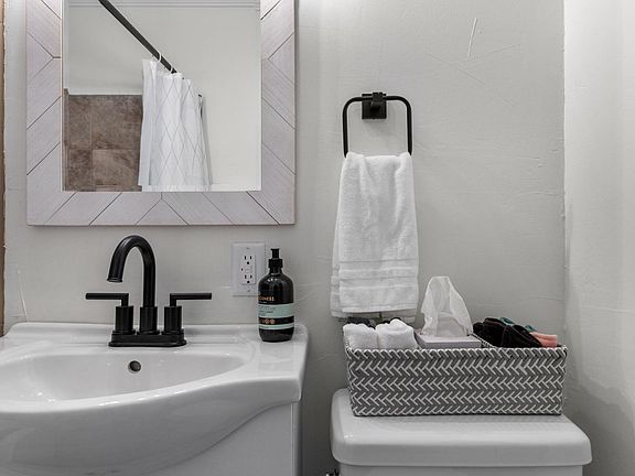 All linnens included