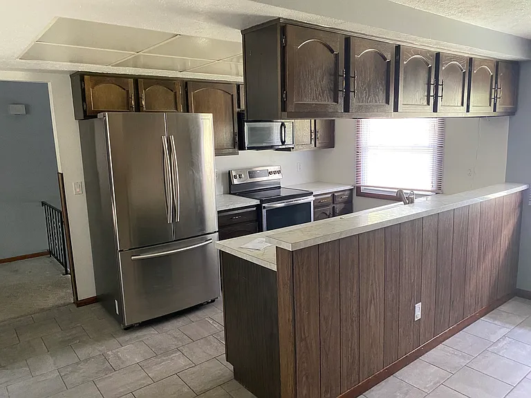 4600 Anderson Rd — Photo 4