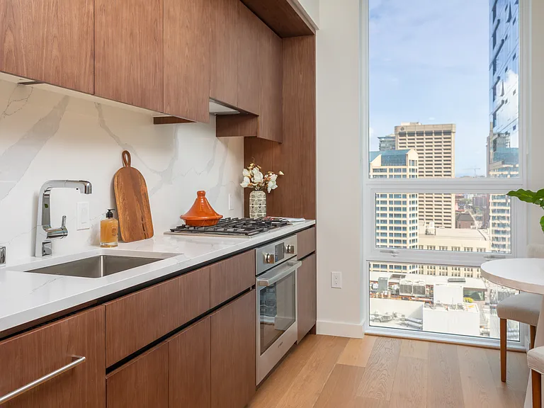 121 Stewart St #2702 — Photo 9