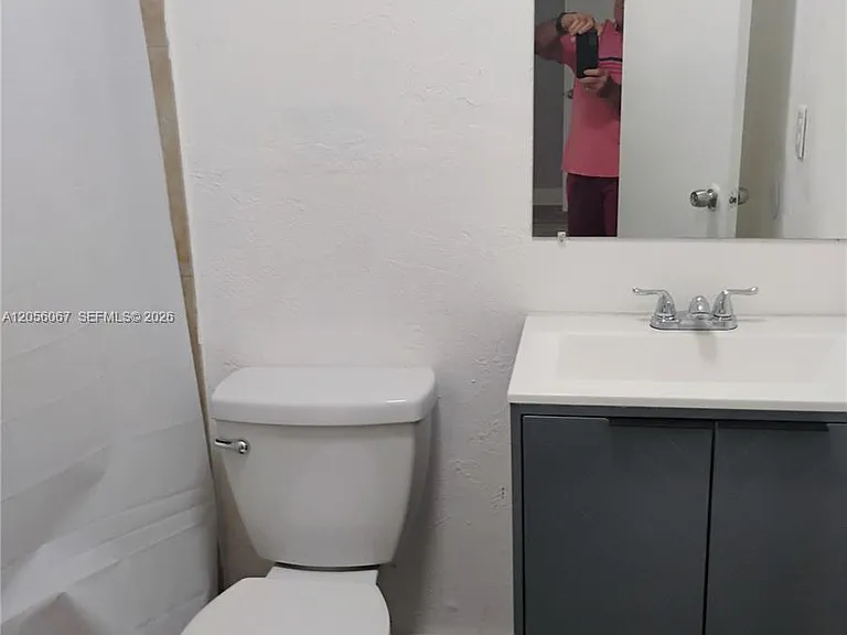 4321 W Hallandale Beach Blvd #1 — Photo 19