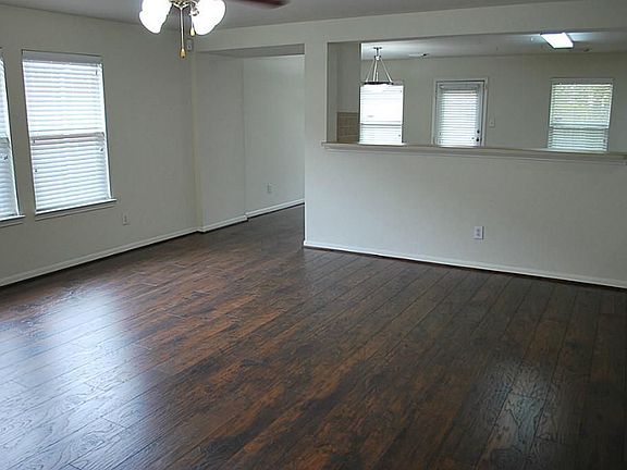5th image of 18223 Jills Way Ln