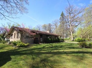 204 Tyler Ave, Charleston, IL 61920