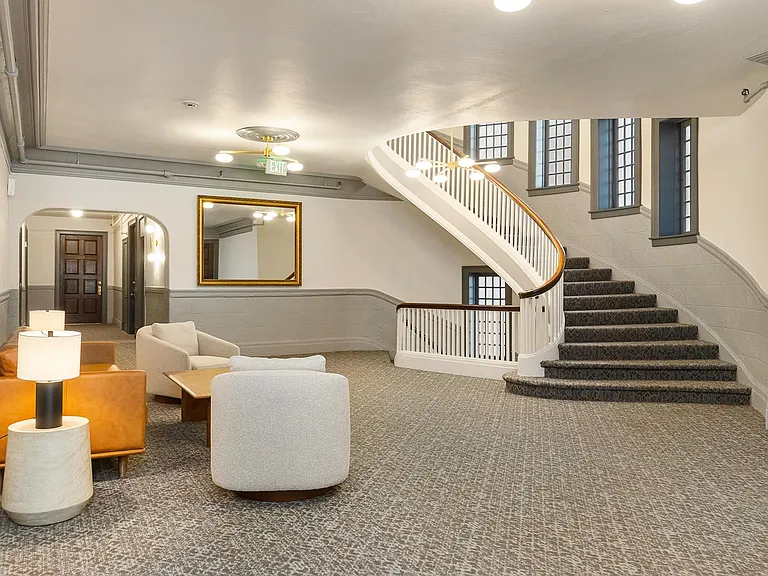 The New Carroll Apartments — Photo 16