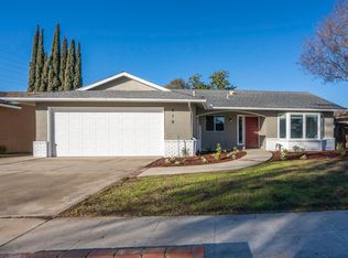 419 N Sabre Dr, Fresno, CA 93727