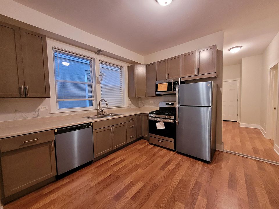 1st image of 1838 N Fremont St Unit 1
