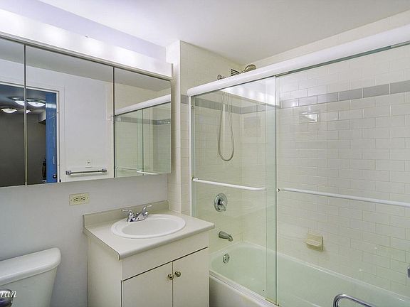 5th image of 520 W 23rd St APT 7E