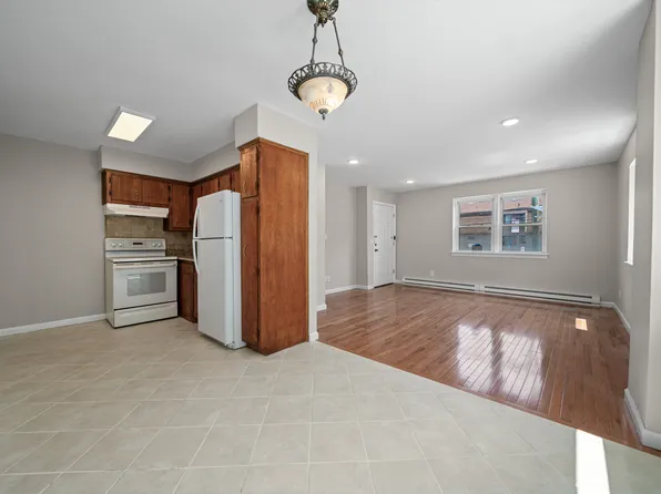 345 Hudson St #3, Hackensack, NJ 07601