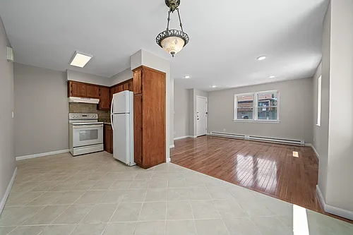345 Hudson St #3 Photo 1