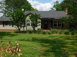 4272 Albert Rahn Rd, Glennville, GA 30427