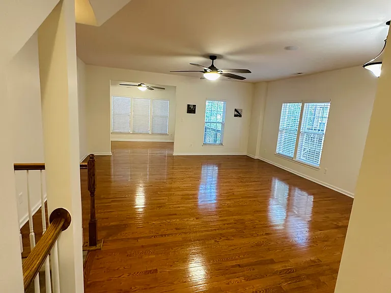 628 Penn St #628 — Photo 16