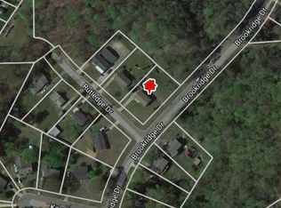 239 Rutledge Dr, Winston Salem, NC 27103