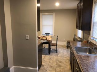 61 Cherry St #1, Swampscott, MA 01907