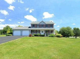 101 Shanelly Dr, Port Matilda, PA 16870