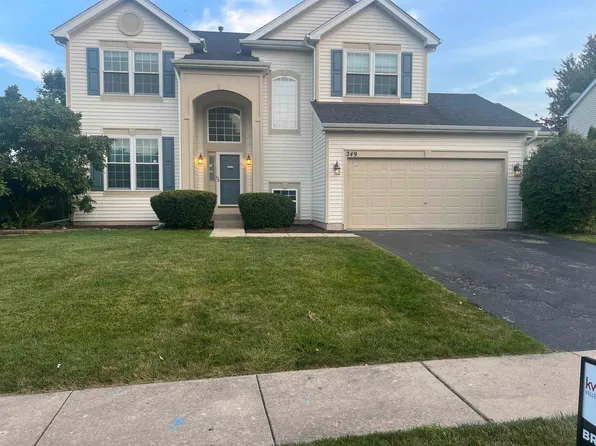 249 Woodland Park Cir, Gilberts, IL 60136