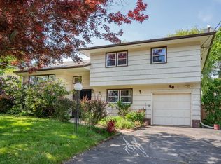 46 Parsons Dr, West Hartford, CT 06117